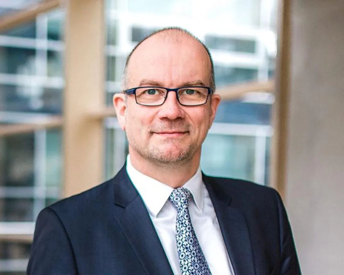 Univ.-Prof. Dr.-Ing. Oliver Riedel