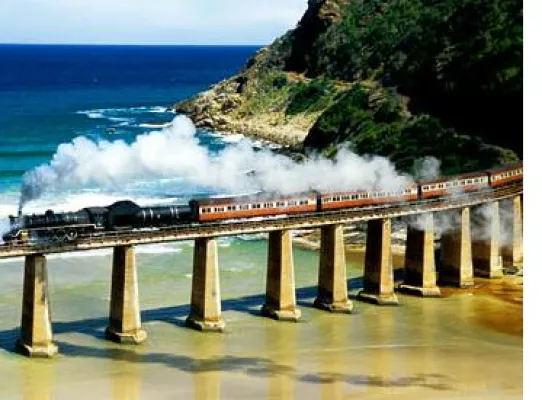 Bild: Touristenattraktion wird geschlossen – der Outeniqua Choo Tjoe Dampfzug verabschiedet sich