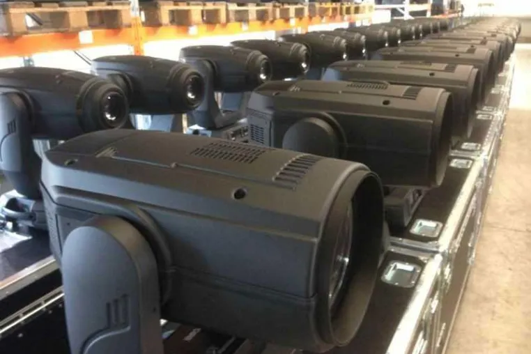 Ostalb PA investiert in ROBE MMX Scheinwerfer Bild: Ostalb PA investiert in ROBE MMX Scheinwerfer