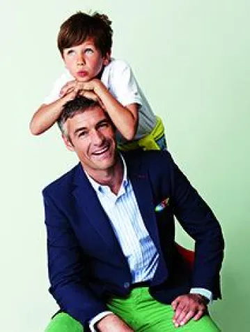 Bild: NEUE CLUB-ANZÜGE FÜR DEN EISHOCKEY CLUB THOMAS SABO ICE TIGERS