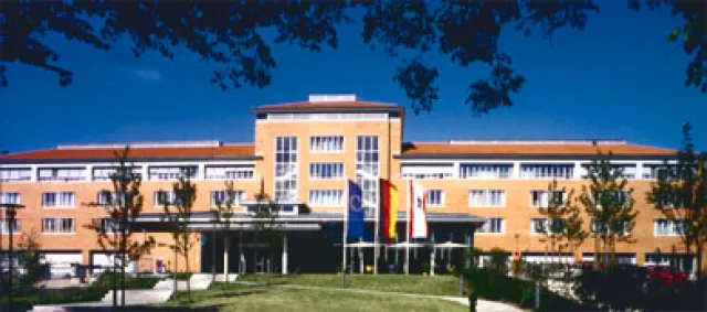 Bild: Die Nase vorn: Neue Operationsmöglichkeiten bei Nasennebenhöhlenentzündungen in der Park-Klinik Weißensee