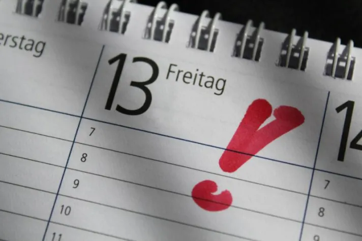 Keine Panik: Freitag, der 13. ist kein Unglückstag Bild: Keine Panik: Freitag, der 13. ist kein Unglückstag