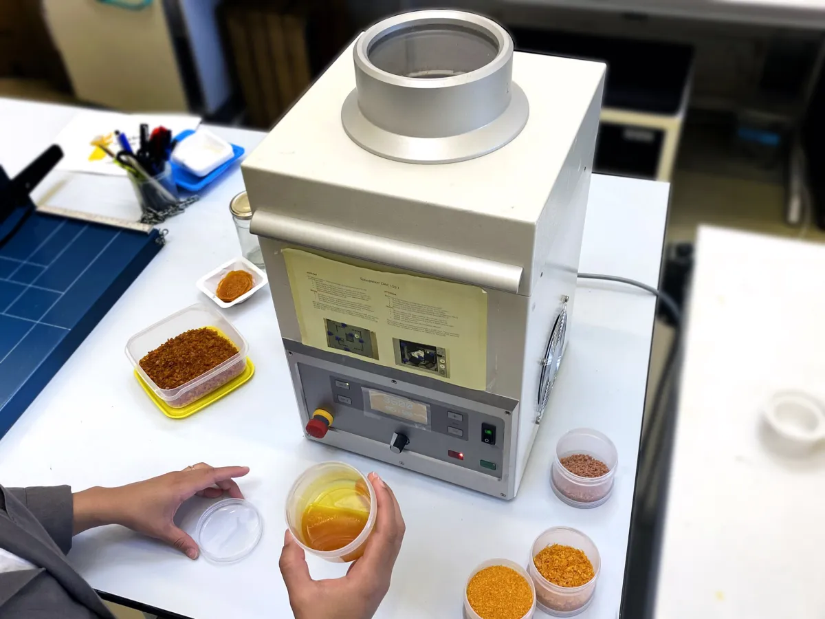 traceless nutzt Hauschild SpeedMixer® um den Polymermarkt zu revolutionieren (© Hauschild GmbH & Co KG (Hauschild Engineering))