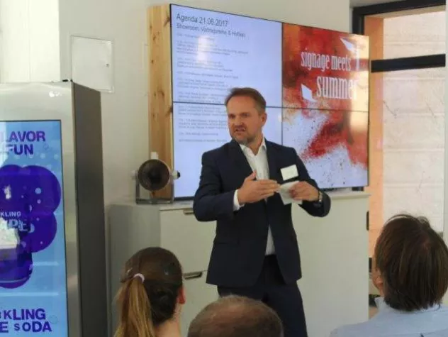 Fachdiskussion über Zukunft der Digitalisierung mit NEXGEN smart instore Bild: Fachdiskussion über Zukunft der Digitalisierung mit NEXGEN smart instore