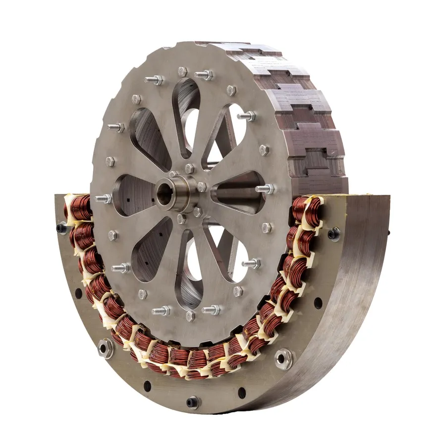 TWSi-420 Motor mit einem 180° 5,5 kW Modulsegment.