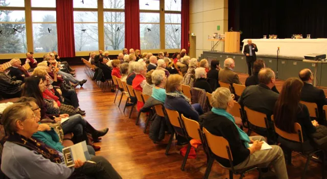 Bild: Großes Interesse am Energie-Spar-Tag der Hochtaunusbau
