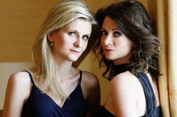 Bild: KLAVIERDUO ANNA & INES WALACHOWSKI AM 29. NOVEMBER 2014 ZU GAST BEI PRO MUSICA EICHSTÄTT