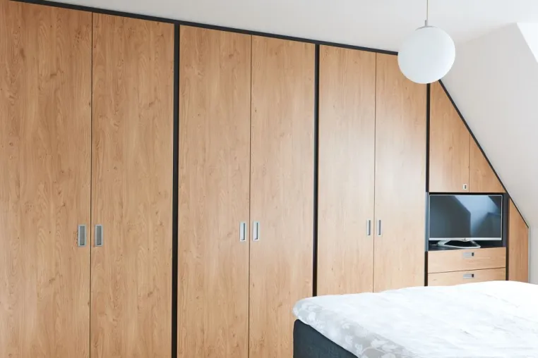 Bild: Nachhaltig, präzise, individuell: Schrankwelten setzt auf FSC-Holz und Handwerk aus Düsseldorf