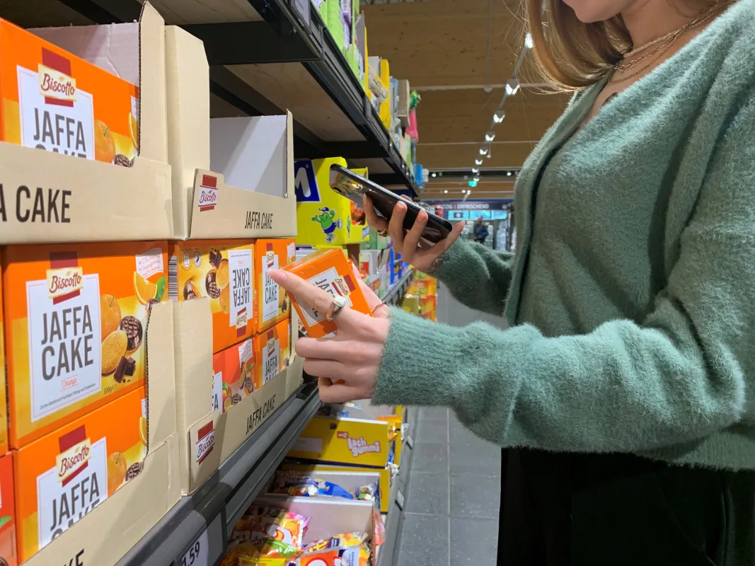 Solace und die CAS AG helfen dem Handel gemeinsam, seine Daten dort bereitzustellen, wo sie gebrauch (© Fourspot)