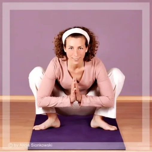 Buch & DVD "Yin Yoga - der sanfte Weg zur inneren Mitte" von Stefanie Arend erscheinen im Oktober 2011 Bild: Buch & DVD "Yin Yoga - der sanfte Weg zur inneren Mitte" von Stefanie Arend erscheinen im Oktober 2011