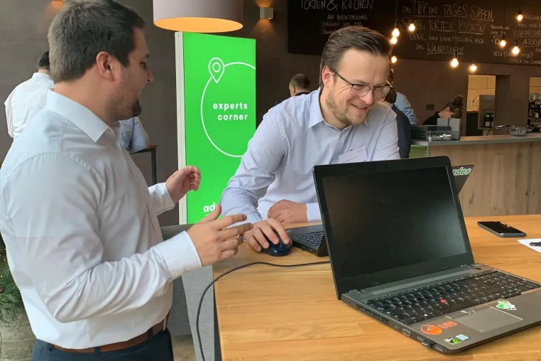 advades GmbH präsentiert SAP® Technologie-Trends und Produkt-Roadmap für Kunden und interessierte Unternehmen Bild: advades GmbH präsentiert SAP® Technologie-Trends und Produkt-Roadmap für Kunden und interessierte Unternehmen