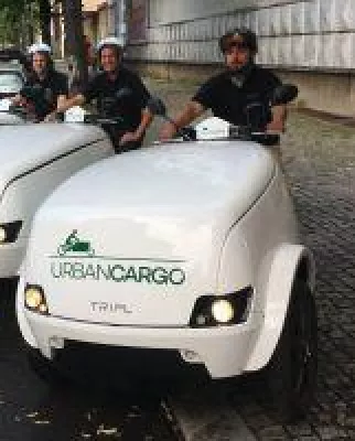 Bild: aveato auf dem Weg zum ersten Caterer in Deutschland, der nur mit Elektrofahrzeugen liefert.