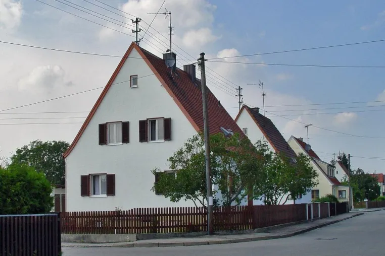 Was passiert bei der Dachsanierung? Bild: Was passiert bei der Dachsanierung?