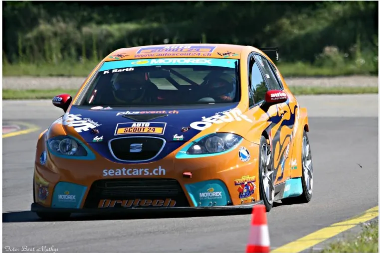 Sandra Sutter fährt mit 16 Jahren den Seat Leon Supercopa von Fredy Barth Bild: Sandra Sutter fährt mit 16 Jahren den Seat Leon Supercopa von Fredy Barth