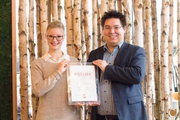 bellevue Best Property Agents 2017 geht an die Carossa Immobilien GmbH Bild: bellevue Best Property Agents 2017 geht an die Carossa Immobilien GmbH