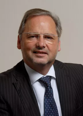 Bild: Vorwerk Geschäftsführer Johannes Schulte an der Spitze des deutschen Heimtextilien Verbandes (VDIH) bestätigt