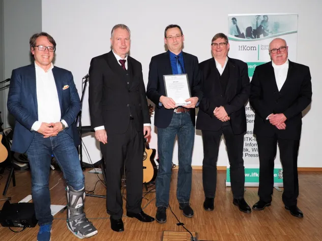 Bild: IfKom und FinAF verleihen Nachhaltigkeitspreis 2022