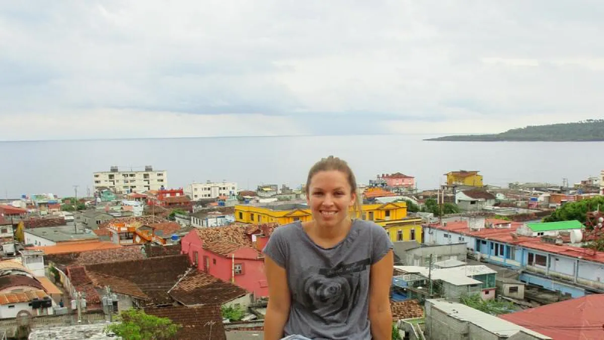 Promoviert auf zwei Kontinenten: Bauingenieurin Sandra Lichtblau auf Kuba  ((Foto: Sandra Lichtblau) )