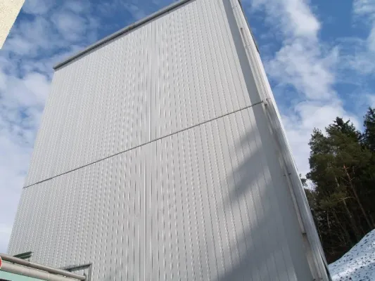 Bild: Versteigerung von Maschinen einer Emmentaler Käserei