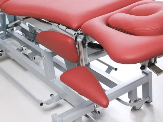 Bild: In Deutschland hergestellt - Therapieliegen für die Physiotherapie