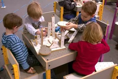 Weltpremiere für die Kindermöbel-Kollektion Smart by VOX Bild: Weltpremiere für die Kindermöbel-Kollektion Smart by VOX