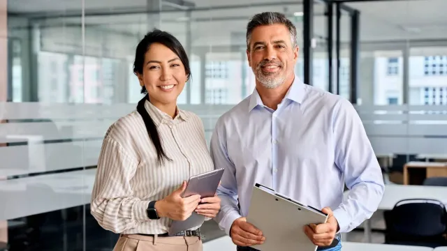 Bild: Beglaubigte juristische Übersetzungen sowie  Übersetzungen offizieller Dokumente für internationale Behörden