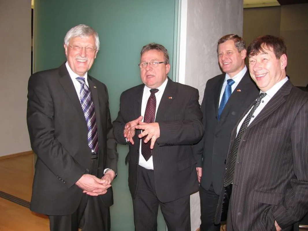v.l.n.r. Heinz Paus - Bürgermeister Paderborn, Janusz Gromek – Bürgermeister Bad Kolberg, Richard Wozniak – Vorsitzender des Regionalhotelverbands, Wieslaw Jablonski –  Geschäftsführer JAWA-Reisen Kur