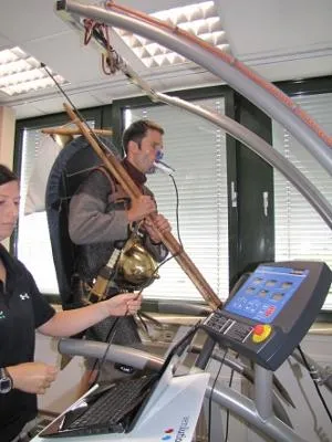 Bild: Ein Legionär auf dem Laufband