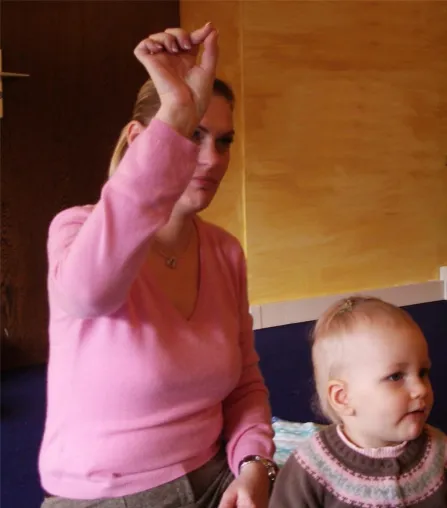 Bild: Anders sprechen mit Kleinkindern - Neue Weiterbildung: Sprachförderung in Kitas mit Babyzeichen