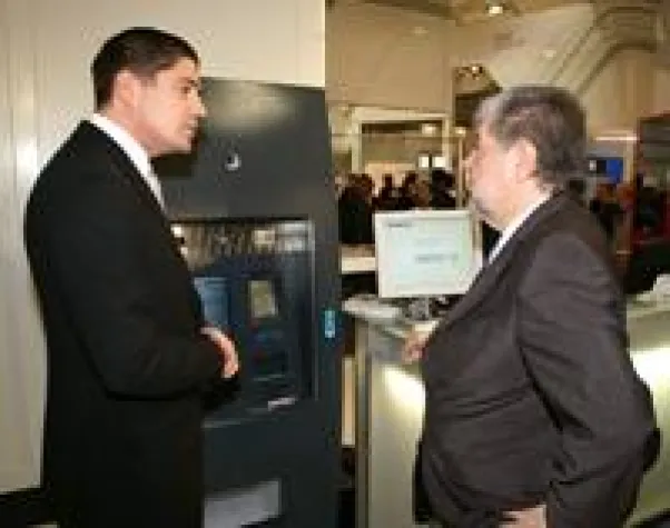 Bild: CeBIT: Großes Interesse an Rowa-Innovationen