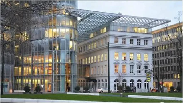 Bild: DIP-Partner AENGEVELT siedelt Gastronomiekette "ALEX" neu in Düsseldorf an