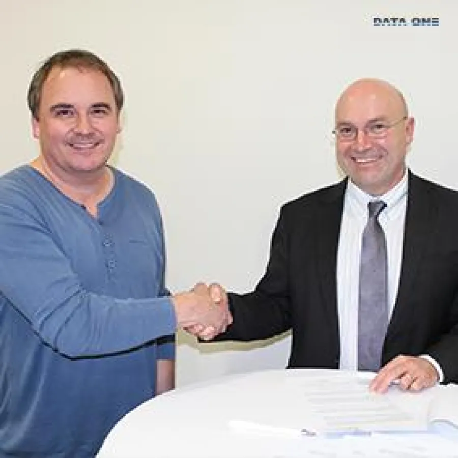 Data One und ASG unterschreiben Kooperationsvertrag. (Foto & Copyright Data One)