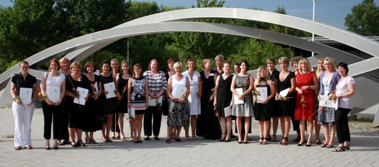 Bild: Erzieherinnen qualifizieren sich neben Job zum Bachelor of Arts