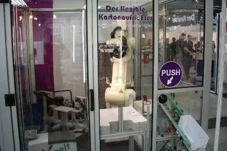 Lunchpaket für Messebesucher- Aktion von de Man auf der LogiMat 2009 Bild: Lunchpaket für Messebesucher- Aktion von de Man auf der LogiMat 2009