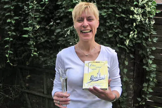 Das sind wir - Klamms Literaten im Thread zum Anfassen Bild: Das sind wir - Klamms Literaten im Thread zum Anfassen