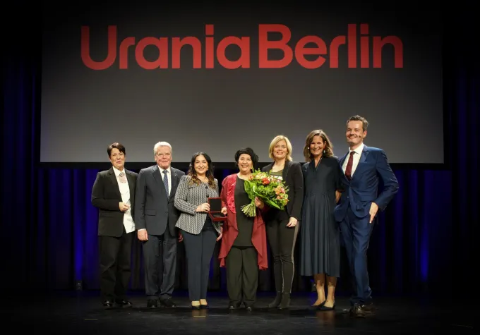 Bild: Verleihung der Urania-Medaille 2019 an Seyran Ates