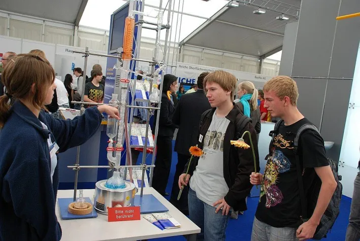 17. bis 19. Juni, Heilbronn: IHK-Bildungsmesse bietet Chancen für Schüler und Weiterbildungsinteressierte Bild: 17. bis 19. Juni, Heilbronn: IHK-Bildungsmesse bietet Chancen für Schüler und Weiterbildungsinteressierte