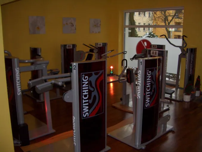 simply fit – ein neues Fitness-Format für Frauen auf 100m² erfolgreich in Berlin gestartet Bild: simply fit – ein neues Fitness-Format für Frauen auf 100m² erfolgreich in Berlin gestartet