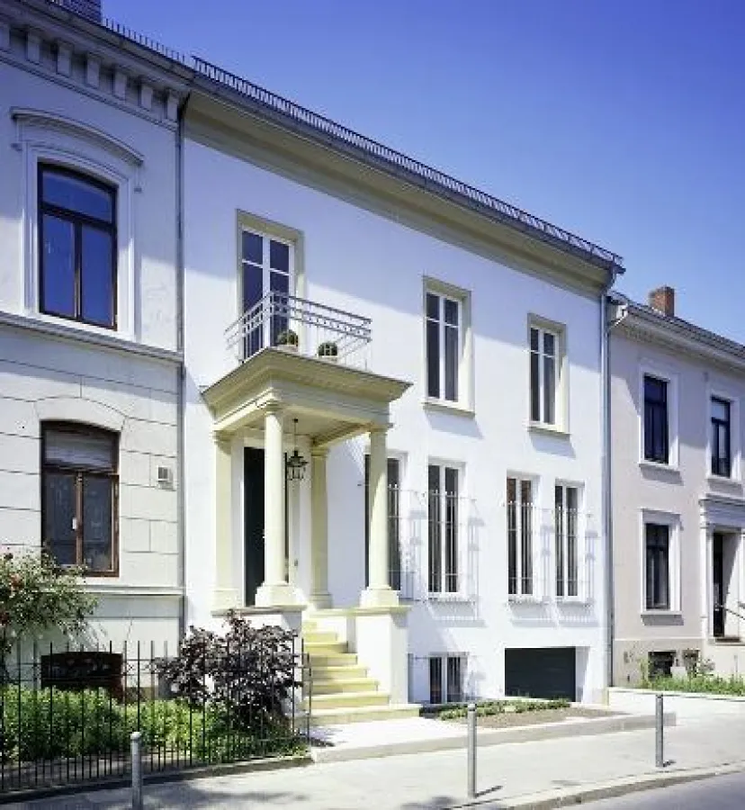 Ob Backstein, Ziegel oder Beton - die Mineraldämmplatten Ytong Multipor können überall eingesetzt werden. Bild: tdx/YTONG