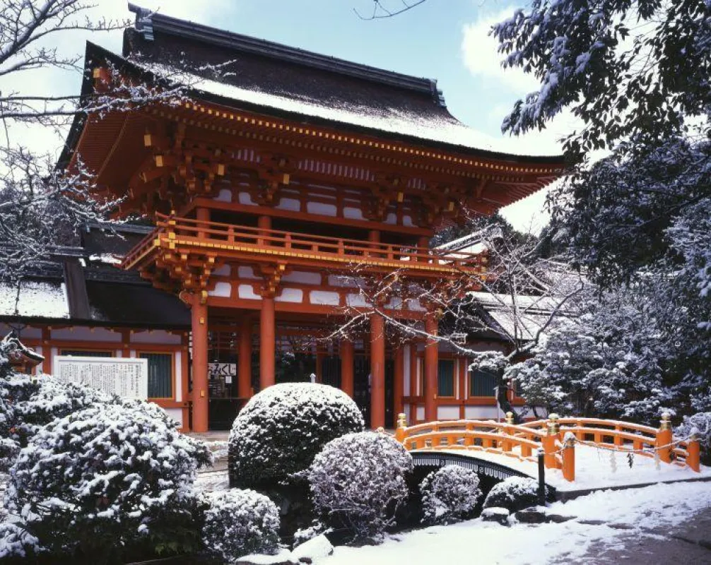 Winterliche Tempelkulisse in Kyoto