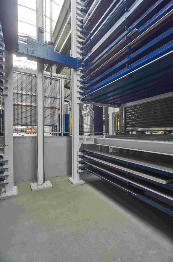 Die Idee, das Lager in eine Grube zu stellen, erwies sich als wirtschaftlichste Lösung