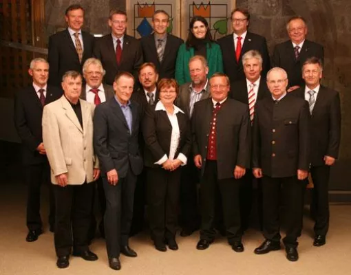 Bild: OMV ehrt Jubilare – 35 und 40 Jahre Betriebszugehörigkeit