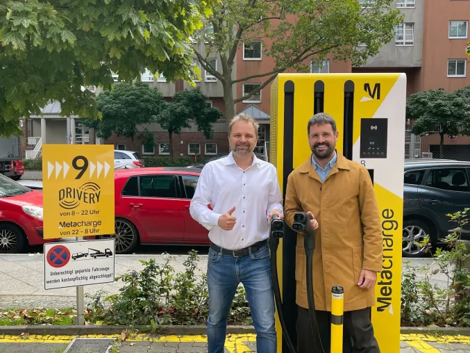 Bild: Schnellladen für Gewerbetreibende: Metacharge und EVTEC starten an der The Drivery Berlin ersten Ladeservice