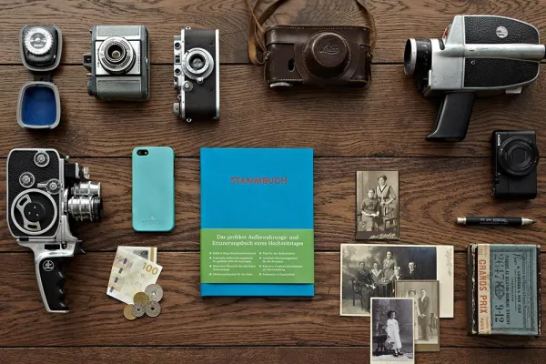 Bild: Es wurde aber auch Zeit. Die neuen Stammbücher von Glück & Segen