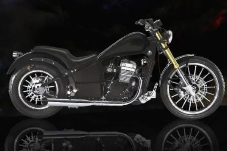 Bild: Regal-Raptor mit „Low Budget Costum Bikes“ an der Swiss-Moto 09