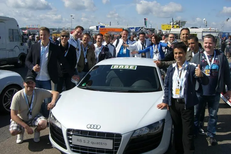 Mit Brodos und BASE bei den ADAC Masters Bild: Mit Brodos und BASE bei den ADAC Masters