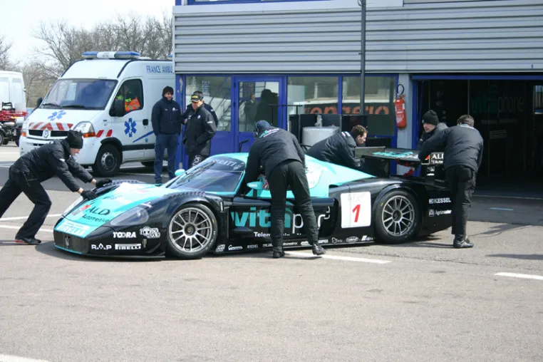 Bild: FIA GT Champion 2005 - Vitaphone Racing Team: neue Homepage mit Benzin im Blut