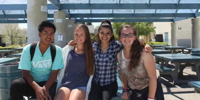 Bild: Schüleraustausch USA mit „High School Spirit: Öffentliche und private High Schools - was ist besser?