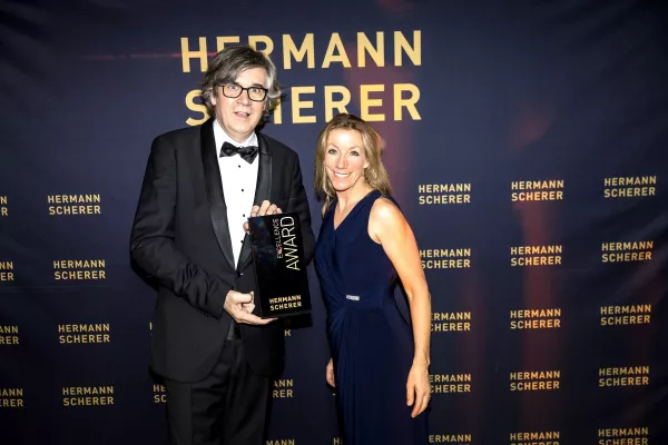 Bild: Speaker Slam 2022: Stefanie Rhein gewinnt Excellence Award 