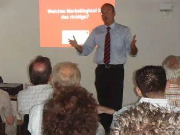 Bild: IBF-Seminar „Professionelles Akquirieren“ - Akquise-Papst Langhans mit IBF-Institut in Lörrach